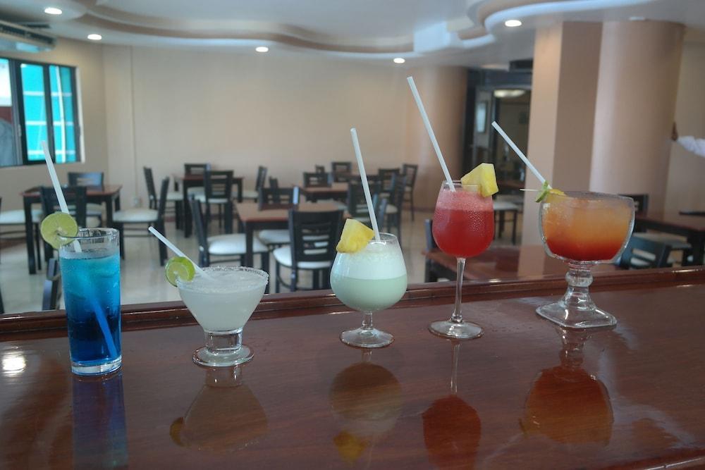 מזטלן Hotel Playa Marina מראה חיצוני תמונה