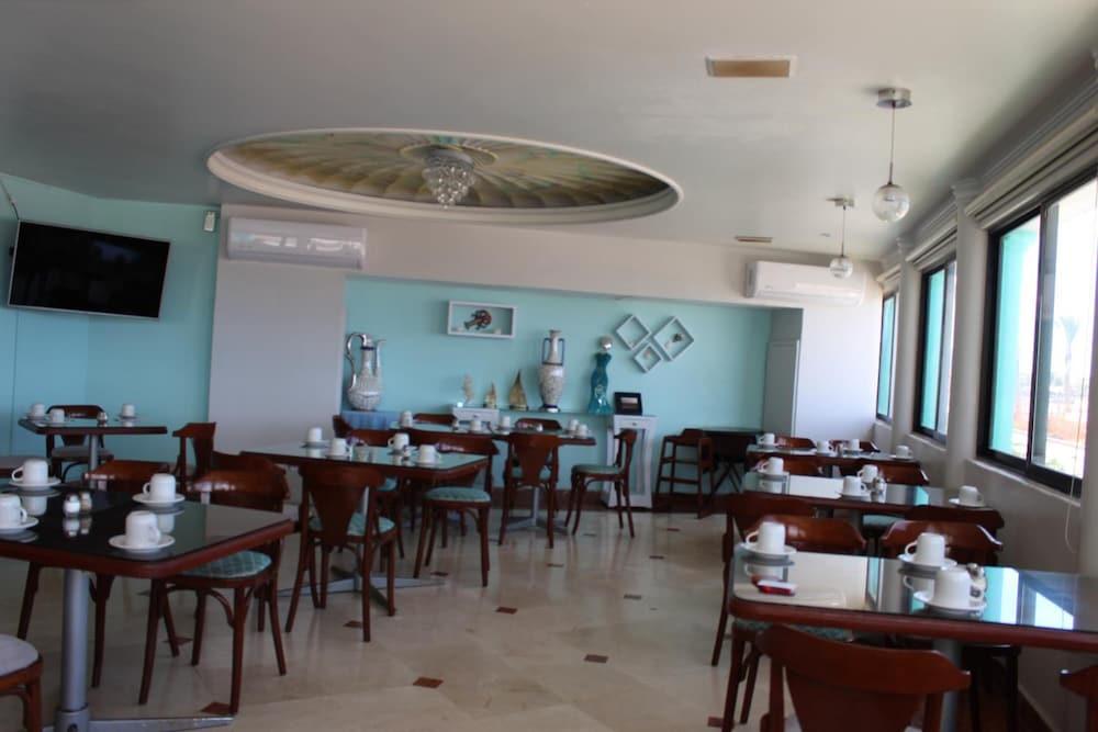 מזטלן Hotel Playa Marina מראה חיצוני תמונה